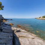 아파트 Baia Dei Frati *